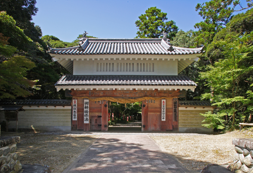 油山寺 山門