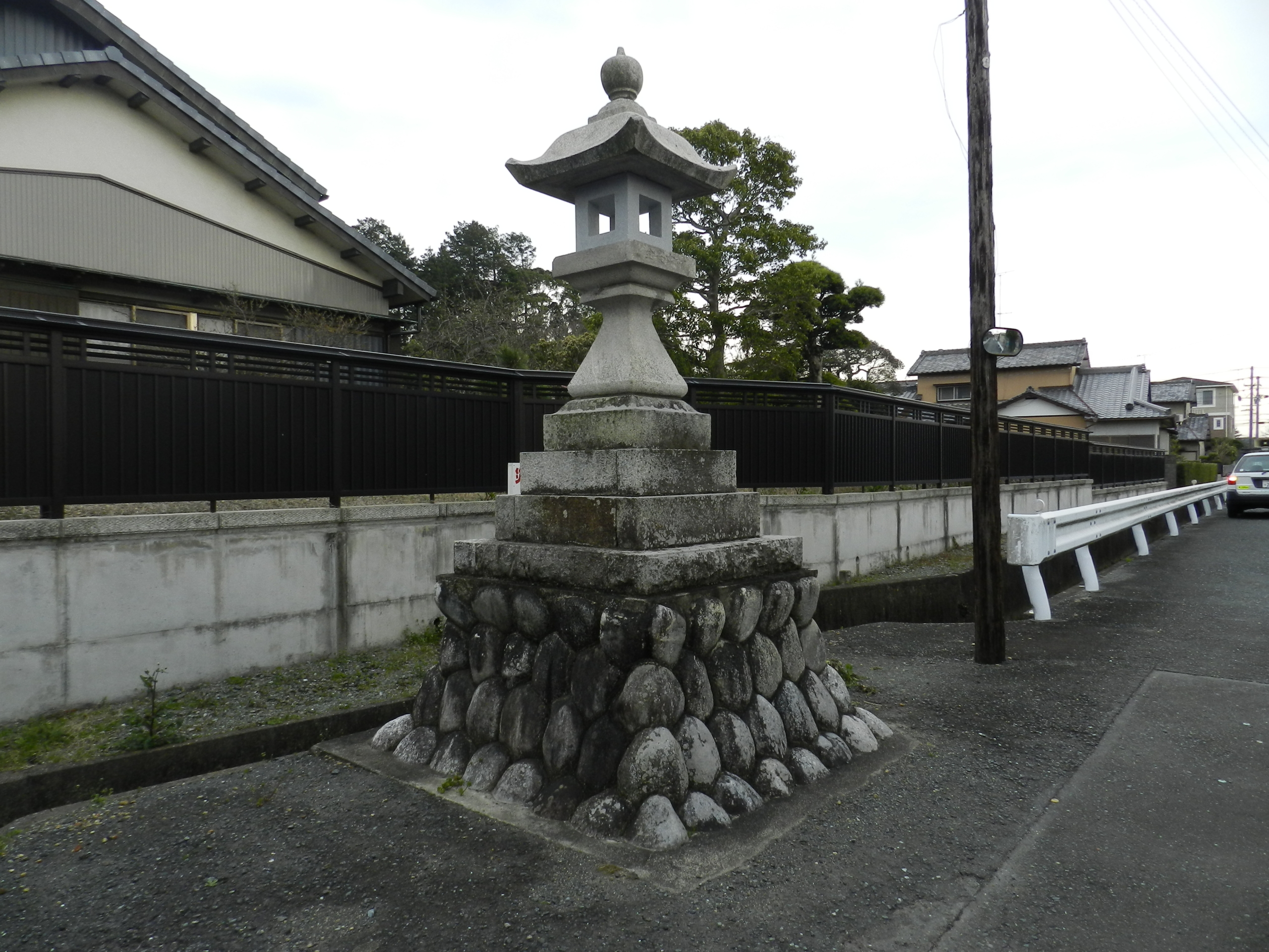 山科の常夜燈