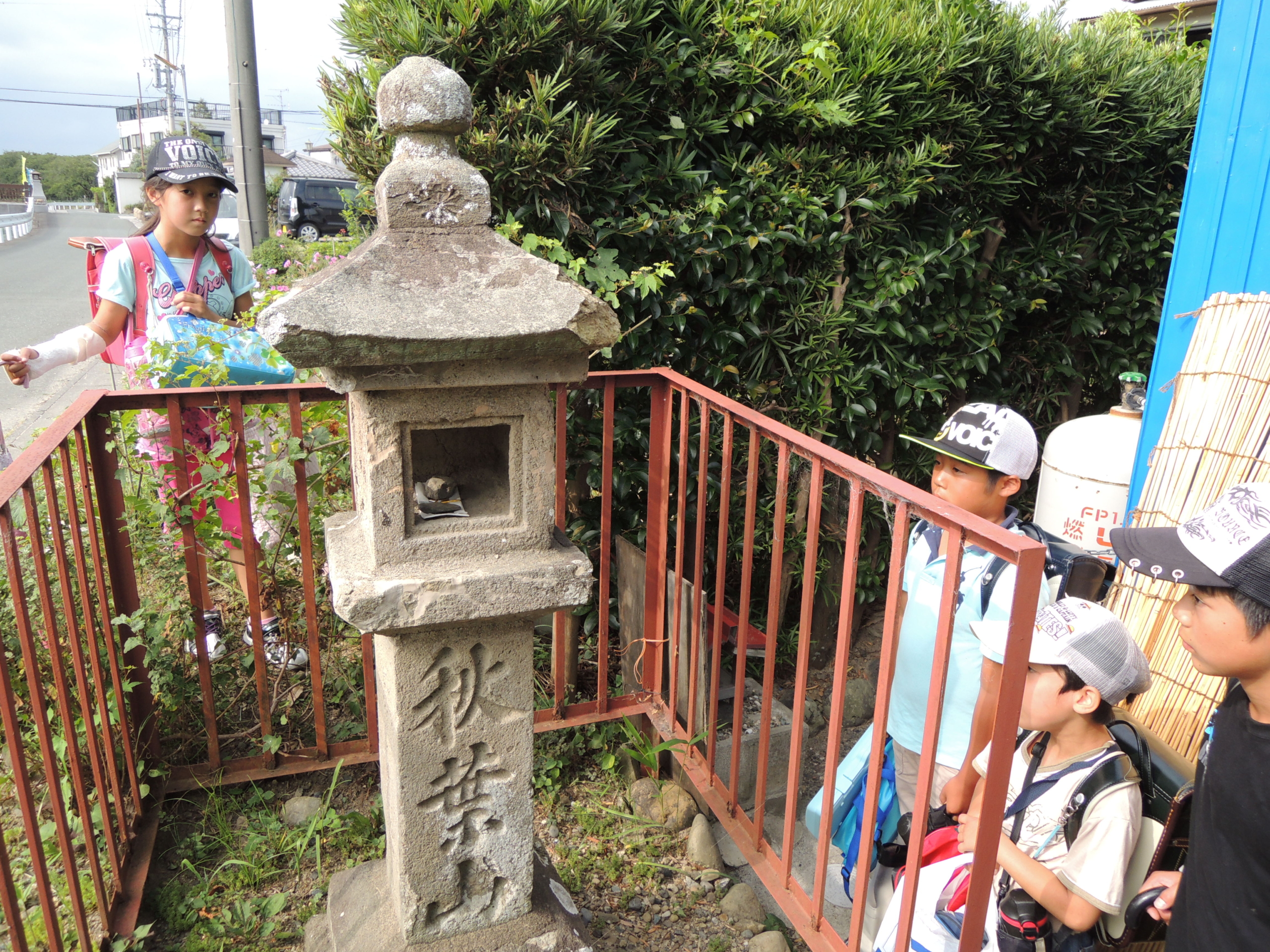 本町（旧円信寺）の常夜燈