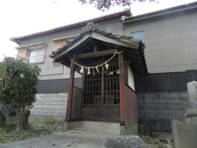 東同笠の常夜燈